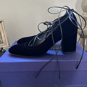 Stuart Weitzman Cordon mid heal black velvet lace ups